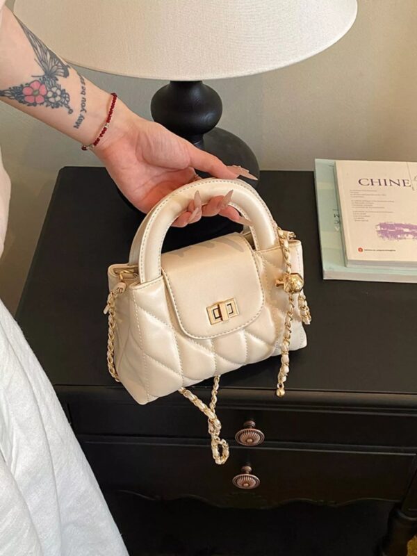 Quilted Chain Strap Crossbody Bag