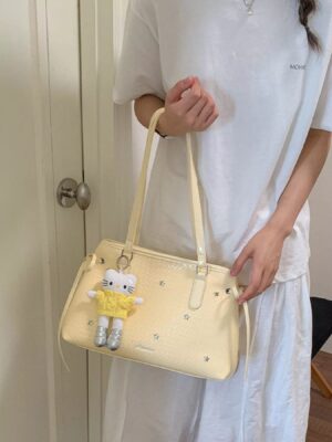 9bb96ae7-2b58-414d-b9bd-adef72fe2f10-Max-Origin.jpg PU Leather Convertible Tote Bag